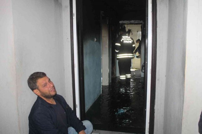 Evlerinde İkinci Kez Yangın Çıkan Ailenin Evi Kullanılamaz Hale Geldi
