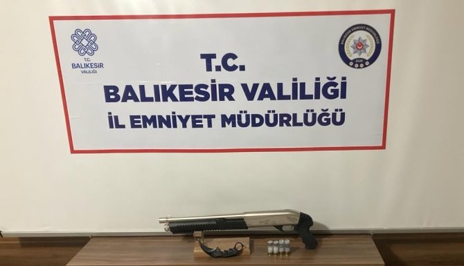 Balıkesir’de 17 Aranan Şahıstan 11’i Tutuklandı