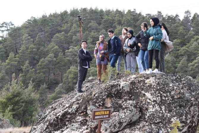 Hisaralan Jeosit Alanı Coğrafya Derslerinde
