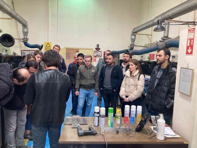 Bebka, Mesleki Eğitimlere Devam Ediyor