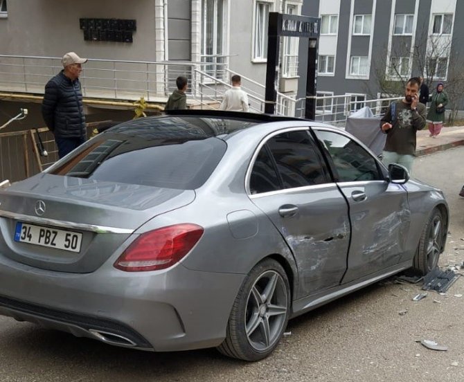 Bilecik’te Zincirleme Trafik Kazasında 1 Kişi Yaralandı