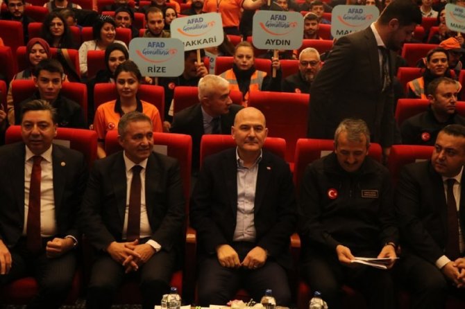 (Düzeltme) Bakan Soylu: "Sakarya Ve Kocaeli’nde 300’ün Üzerinde Kişi Yakalandı"