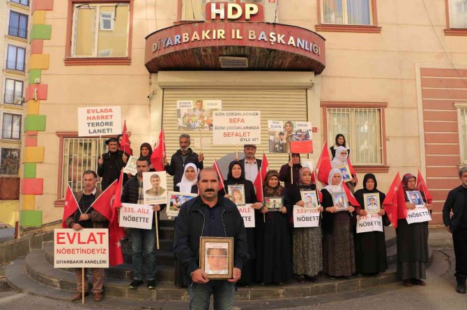 Bin 190 Gündür Oturma Eyleminde Olan Aile Sayısı 335’e Yükseldi