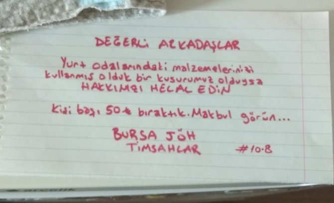 Depremden Sonra Evlerine Giden Öğrenciler Döndüklerinde Bu Manzara İle Karşılaştılar
