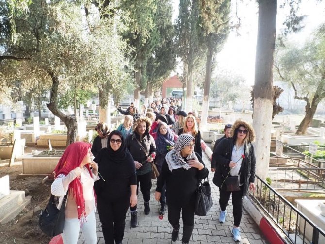 Elazığ’ın En Genç Kadın Muhtarından Türkiye’nin İlk Kadın Muhtarına Anlamlı Ziyaret