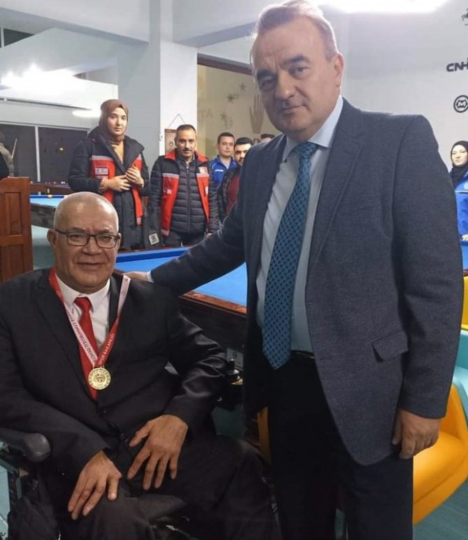 Engelli Vatandaşlara Yönelik Bilardo Turnuvası Yapıldı