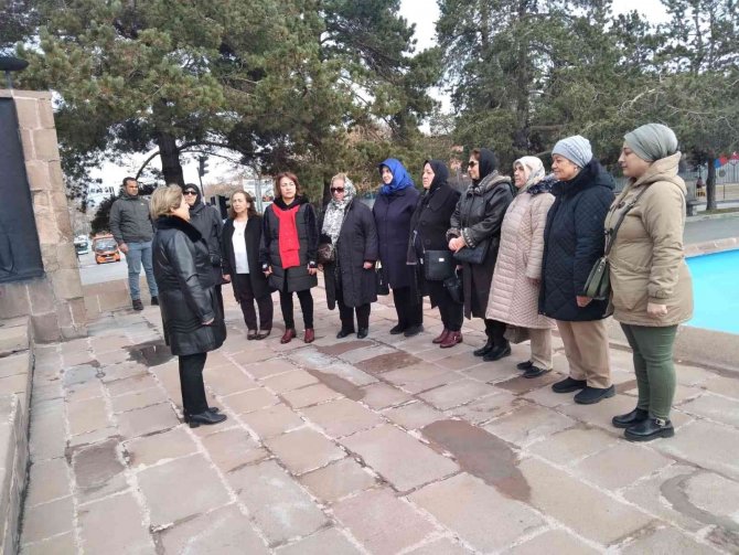 Erzurum’da Kadınlara Seçme Ve Seçilme Hakkı Verilmesinin Yıldönümü Etkinlikleri