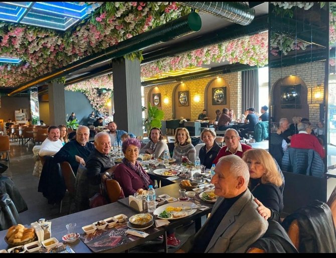 Gönüllü Üyeler Kahvaltı Etkinliğinde Buluştu