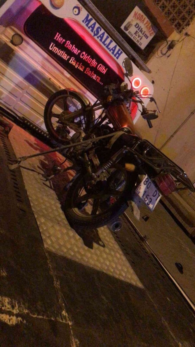 Osmaniye’de Kamyonet İle Motosiklet Çarpıştı: 1 Ölü