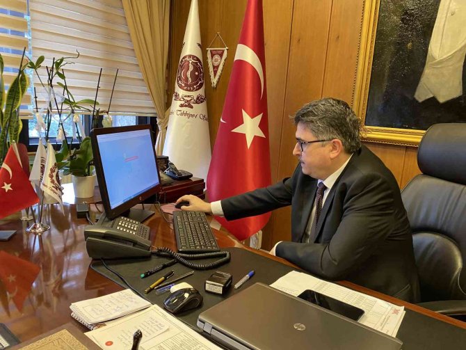 Prof. Dr. Tufan Tükek’ten Enfeksiyon Açıklaması: “Aralık Ve Ocak Gibi Yoğunluğu Daha Fazla Görüyoruz”