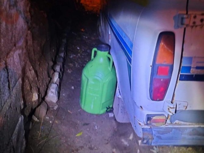 Bergama’da Hırsızlık Şüphelileri Kıskıvrak Yakalandı