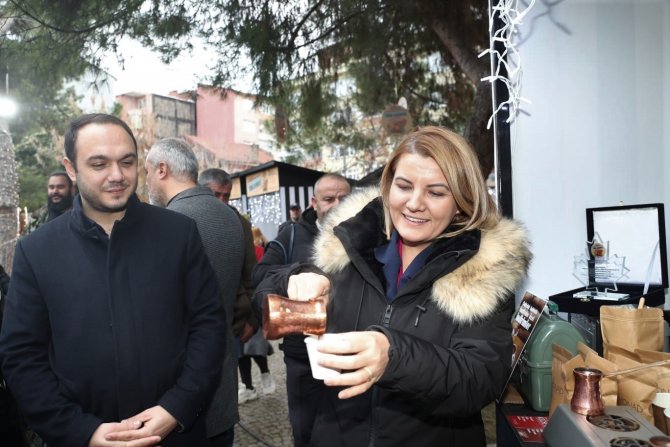 Cumhuriyet Parkı’ndan İ̇zmit’e Kahve Kokusu Yayıldı