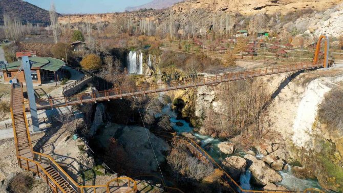 Başkan Altay: “Yerköprü Şelalesi Ülke Turizmine Katkı Sağlayacak”