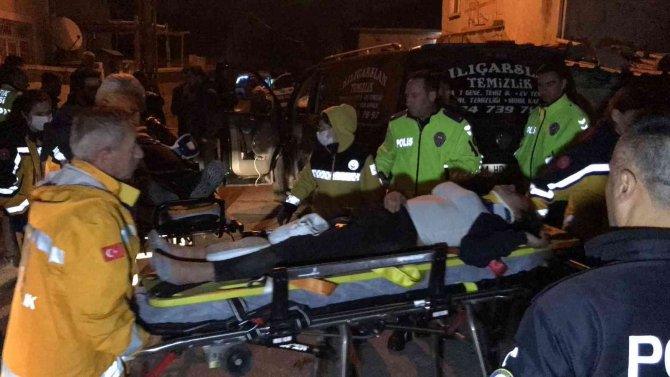 Polisten 30 Dakika Kaçtılar, Duvara Çarpınca 9 Kilo Uyuşturucuyla Yakalandılar