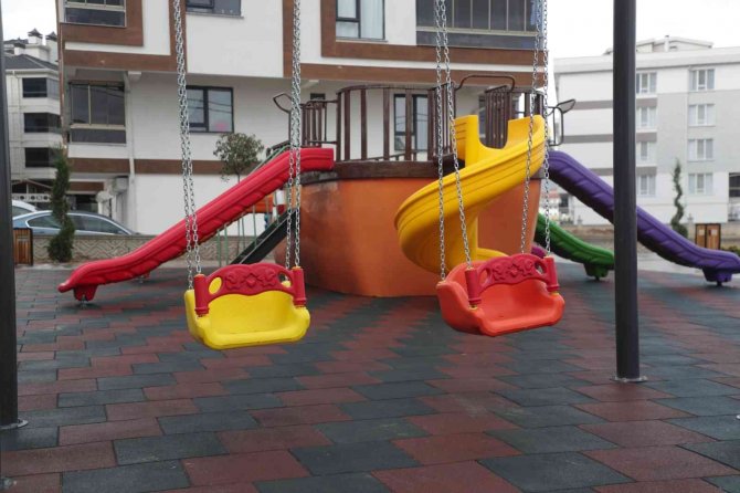 Kütahya’da Yapımı Tamamlanan Namık Kemal Parkı Hizmete Sunuldu