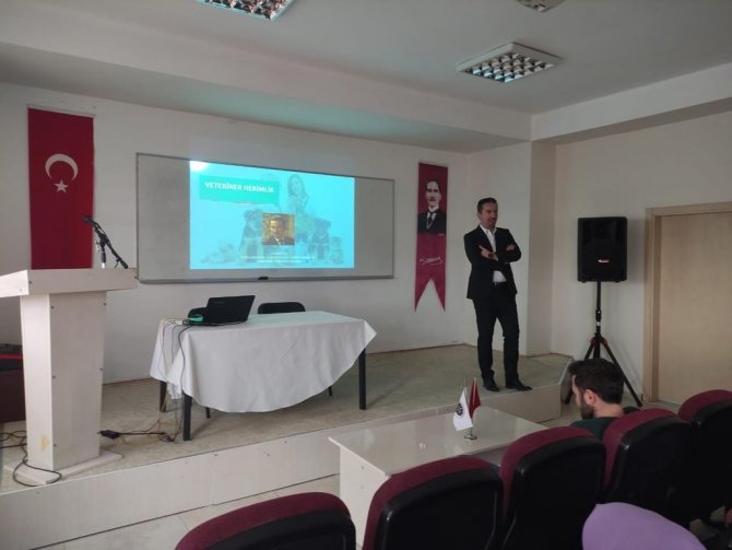 Öğrencilere Veteriner Hekimlik Anlatıldı