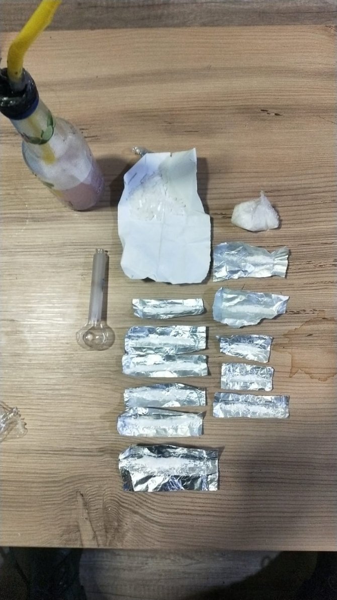 Uyuşturucu Operasyonunda Biri Kadın 2 Tutuklu