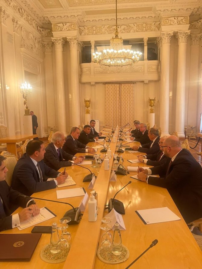 Lavrov Ve Bayramov İmzalanan Kritik Anlaşmaları Görüştü