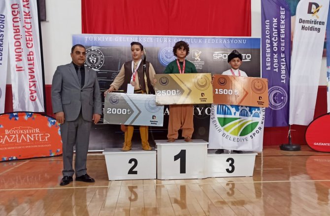 Geleneksel Okçulukta Gurur Veren Başarı