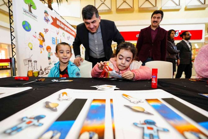 Bilim Şenliğine Yoğun İlgi