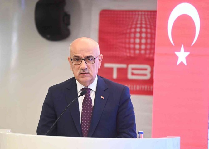 Bakan Kirişci’den Su Kayıp Kaçağı Konusunda Belediyelere Uyarı