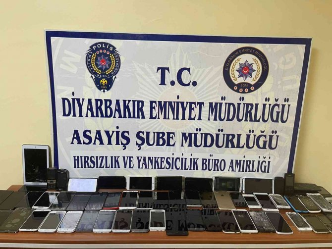 Diyarbakır’da Hırsızlar Önce Duvarı, Sonra Çelik Kasayı Deldi
