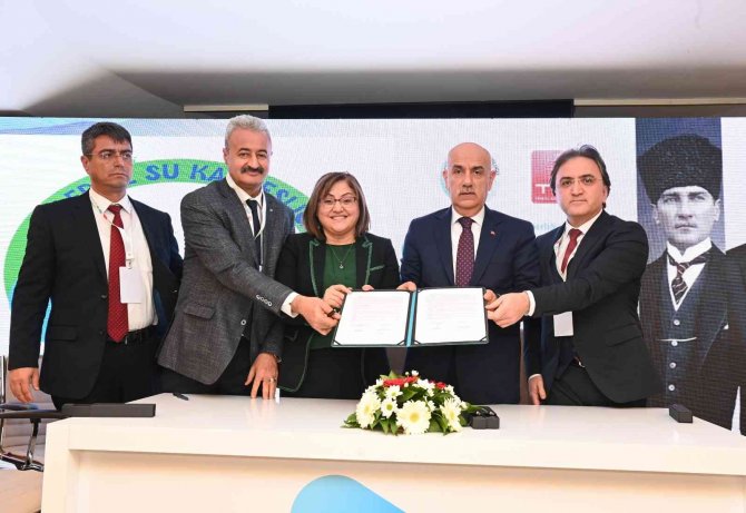 Bakan Kirişci’den Su Kayıp Kaçağı Konusunda Belediyelere Uyarı