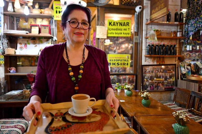 Unutulmaya Yüz Tutan "Kaynar" Lezzeti Kadın Girişimci İle Yaşatılıyor