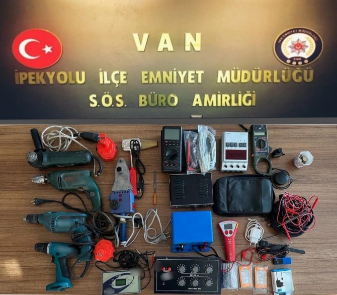 Van’da Değişik Suçlardan 23 Kişi Tutuklandı