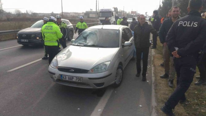 Yolun Karşısına Geçmeye Çalışan Yaşlı Adam Otomobilin Çarpmasıyla Hayatını Kaybetti