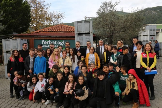 Tarımsal Üretim Ve Tarladan Sofraya Gıda Güvenilirliği Bilincinin Oluşturulması Projesi Dahilinde Öğrencilere Uygulamalı Eğitim Verildi