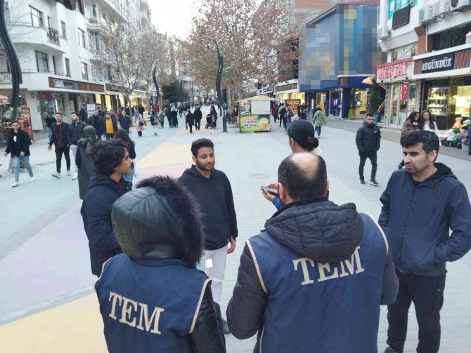 Bolu’da Tem Ekiplerinden Yabancı Uyruklu Şahıslara Denetim