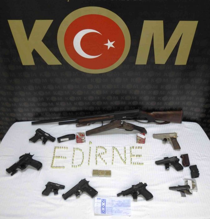 Edirne’de Organize Suç Örgütüne Yönelik Operasyon: 10 Gözaltı