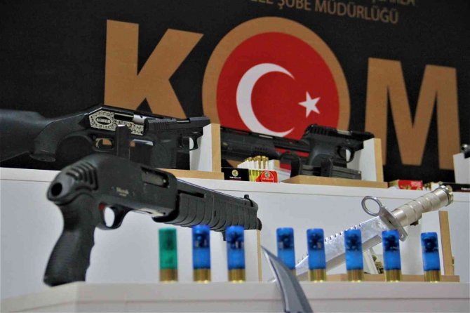Elazığ’da Silindir Operasyonu: 22 Gözaltı