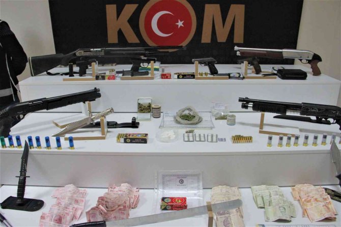 Elazığ’da Silindir Operasyonu: 22 Gözaltı