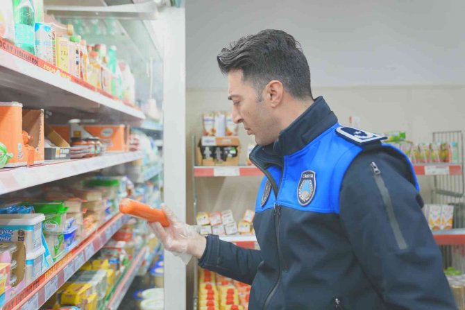 Gölbaşı Belediyesi Zabıta Ekiplerinden Fahiş Fiyat Denetimi