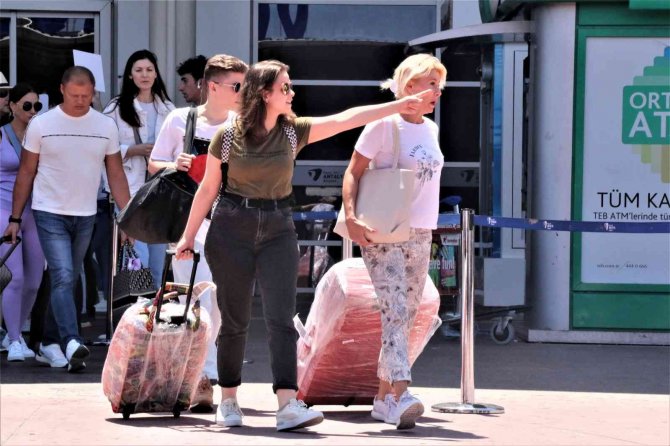 Antalya’da Turizmde Yeni Rekor