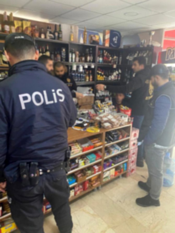 İ̇stanbul’da Okul Çevrelerinde Sıkı Denetim