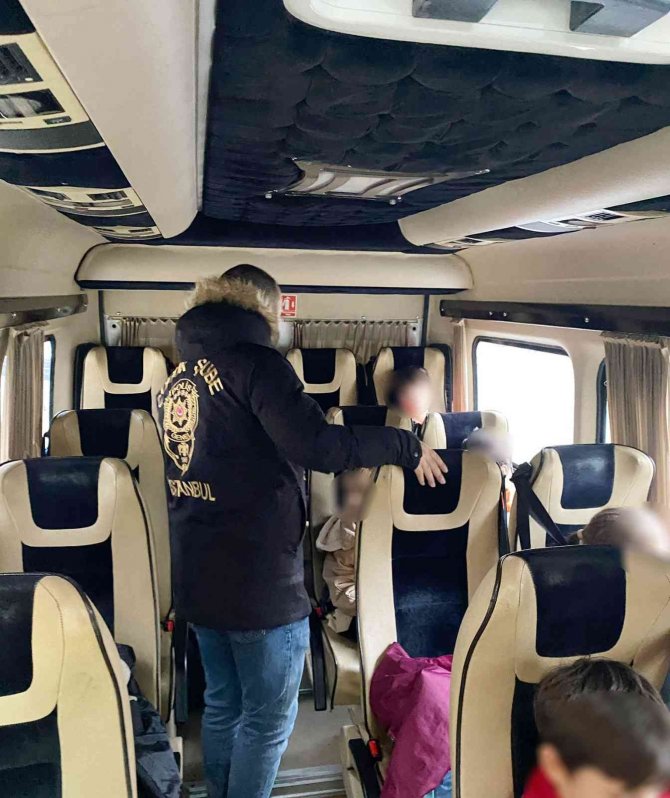 İ̇stanbul’da Okul Çevrelerinde Sıkı Denetim