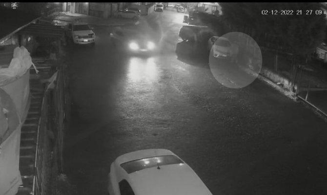 Yolda Takip Ettiği Kadını Taciz Etti, Fark Edilince Koşarak Kaçtı