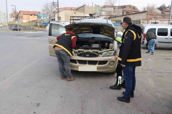 Oto Hırsızlık Ekiplerinden Motosiklet Ve Otomobil Denetimi