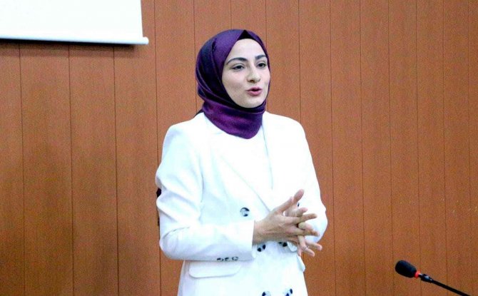 Kilis’te “Türk Ceza Hukukunda Kadın” Konferansı