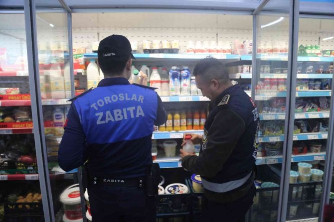 Toroslar Belediyesi Zabıtasından Zincir Marketlere Denetim