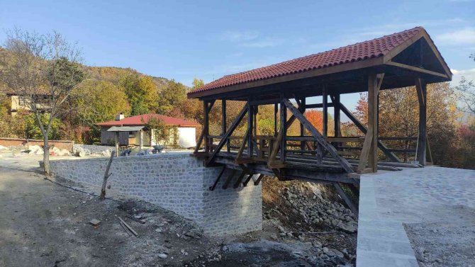 Yıkılmaya Yüz Tutan Tarihi Köprü, Restore Edildi