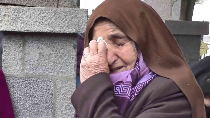 56 Yıl Önce Yaşanan Feci Yangını Gözyaşları İçerisinde Anlattı