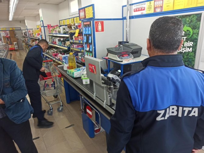 Adıyaman’da Marketlere Denetim Sürüyor