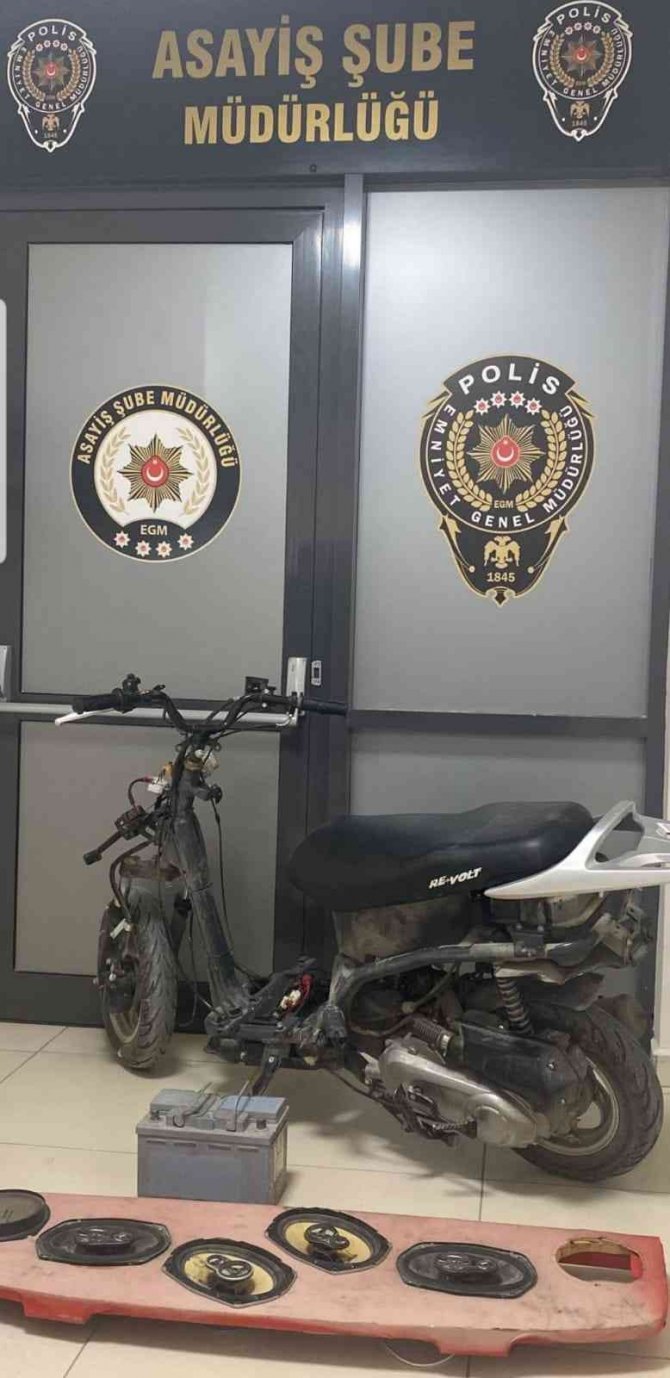 Araç Sahiplerinin Kabusu Haline Gelen Şebekeyi Polis Çökertti