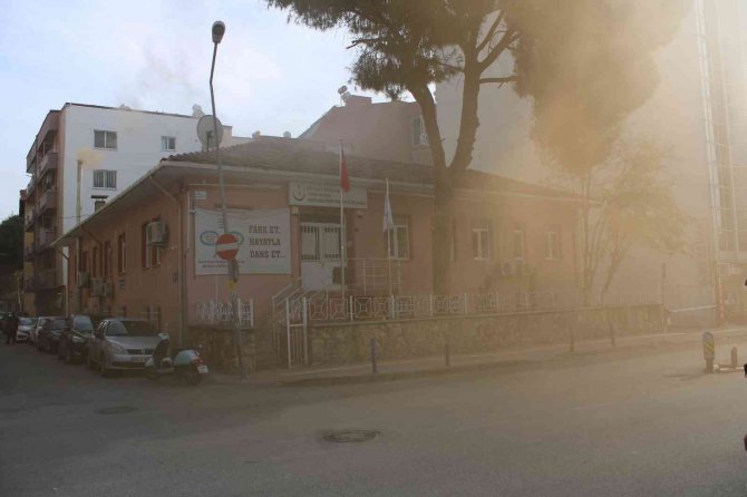 Sokağı Yoğun Duman Ve Koku Kapladı, Gerçek İse Sonradan Ortaya Çıktı