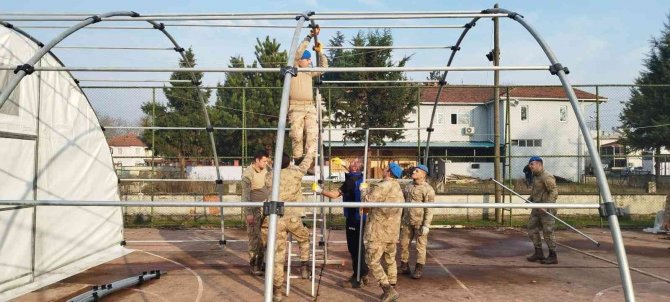 Kocaeli Jandarmasından Düzce’ye Yardım Eli