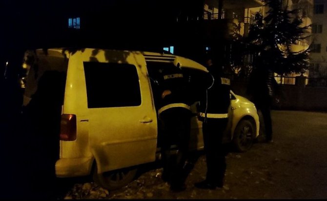 "Avukatım" Dedi Kimliğini Göstermedi, Dolandırıcı Olduğu Ortaya Çıktı